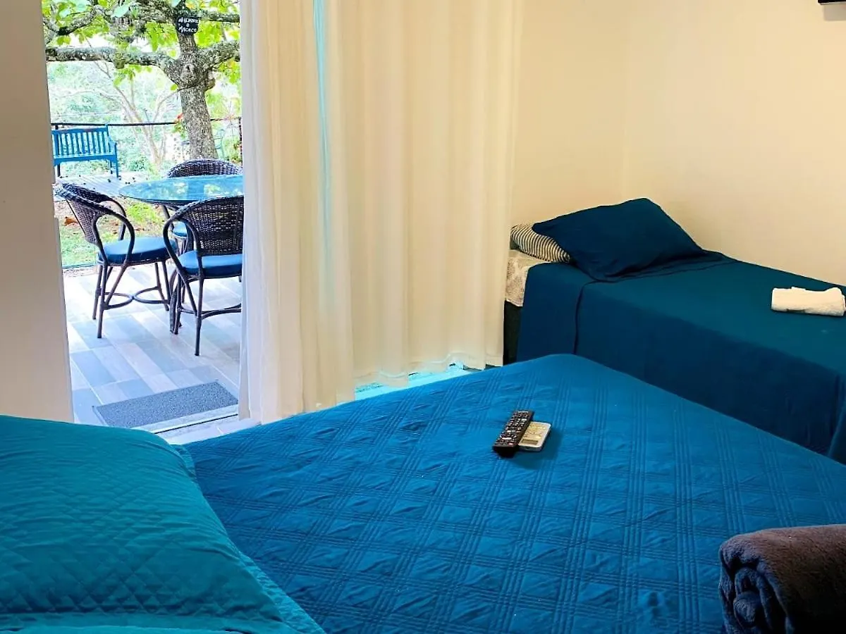 Pousada Vila De Monaco Пенья Мини-отель